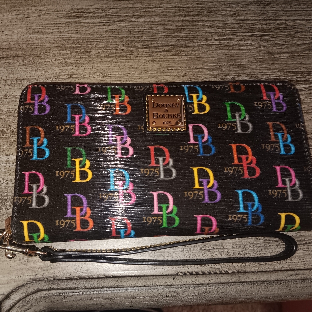 Dooney & Bourke DB75 Multicolor Logo Wristlet Large